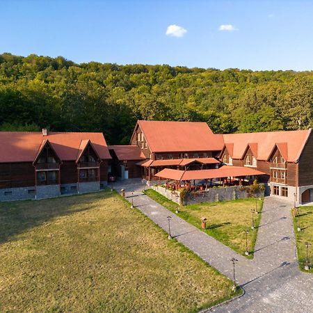 5.Evszak Hotel Sfantu Gheorghe  ภายนอก รูปภาพ