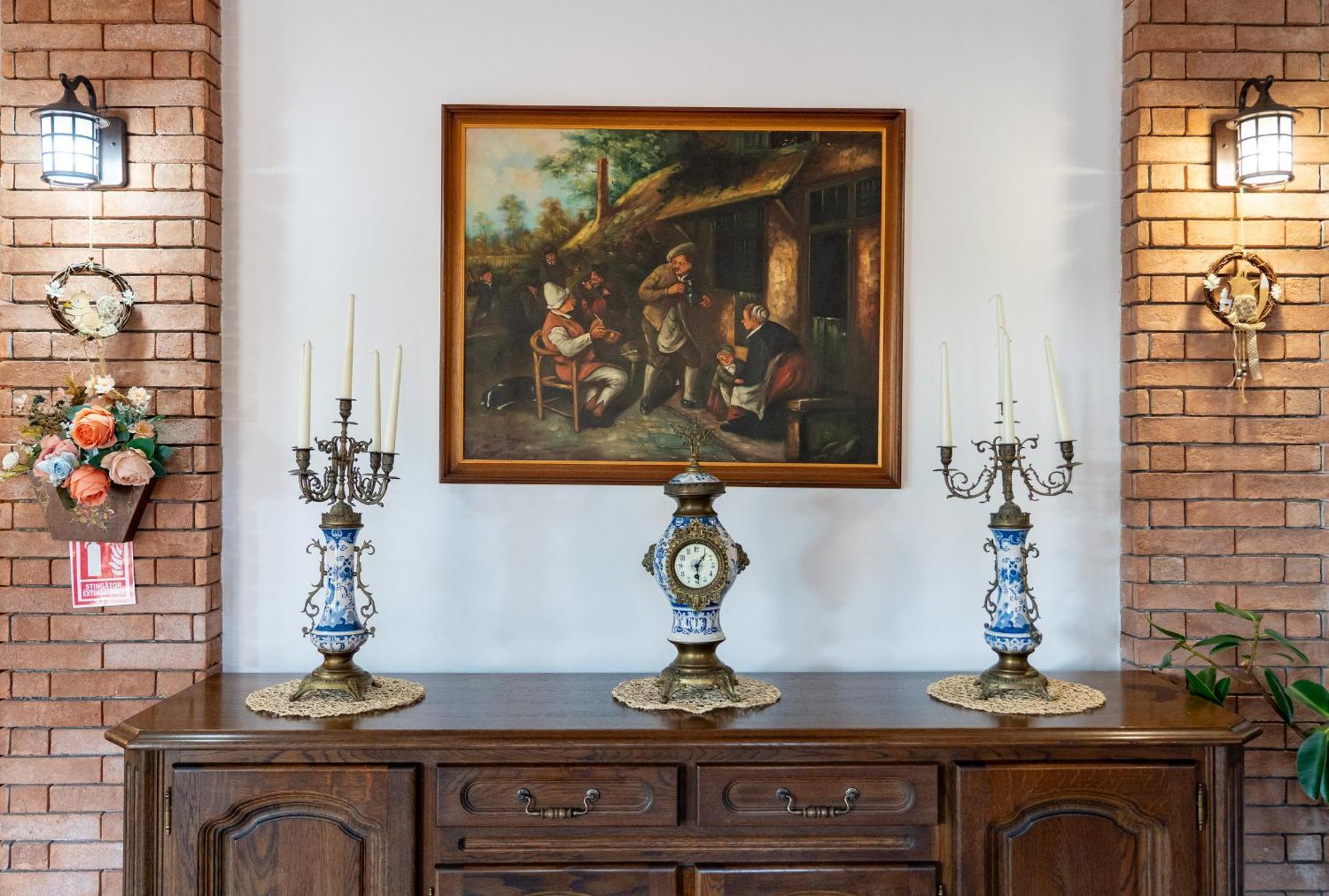 5.Evszak Hotel Sfantu Gheorghe  ภายนอก รูปภาพ